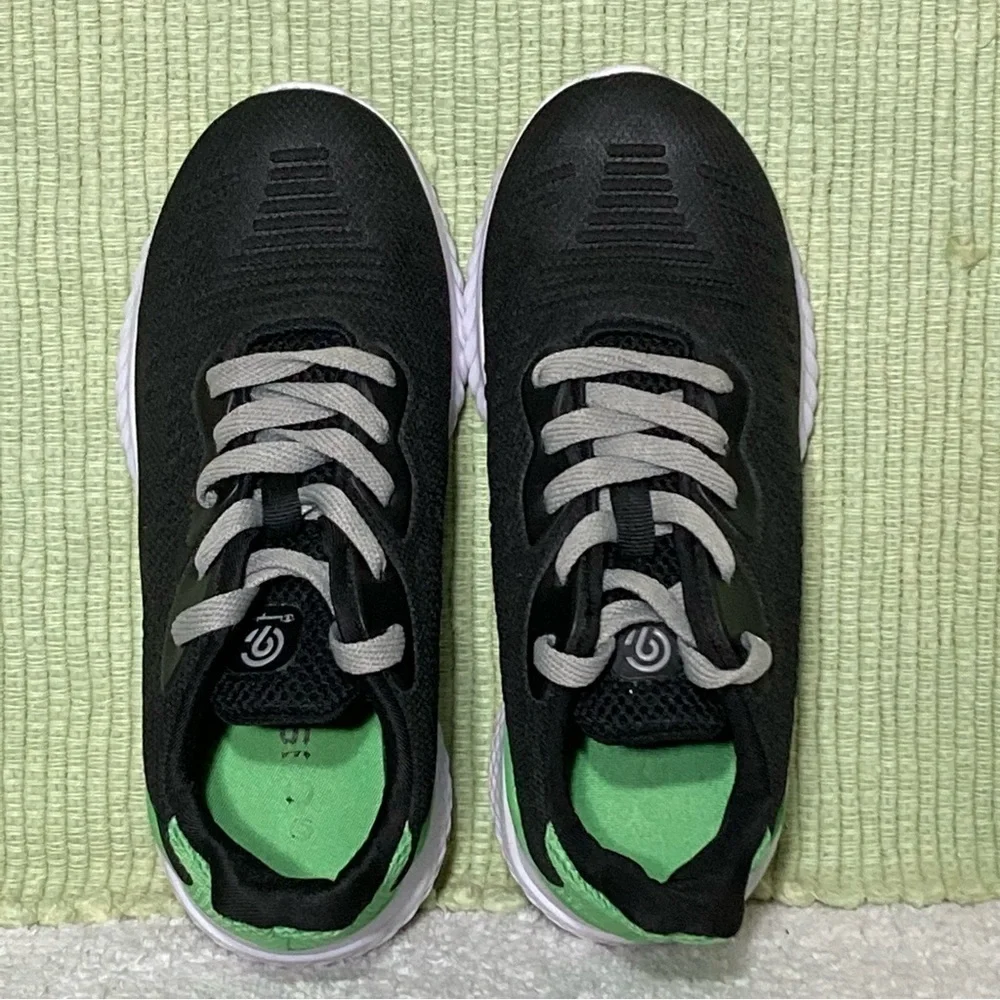 Champion Kids Cushion Fit Black Athletic Lace Up Low Sneakers Shoes Sz US 2
